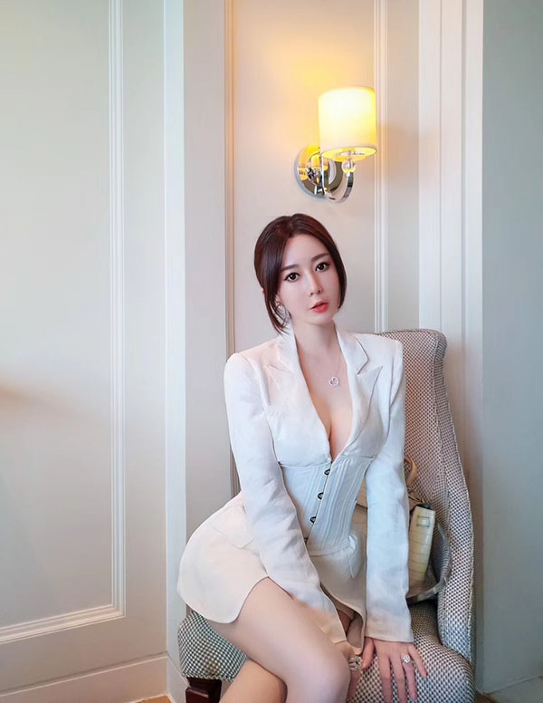 迪拜外围预约上门