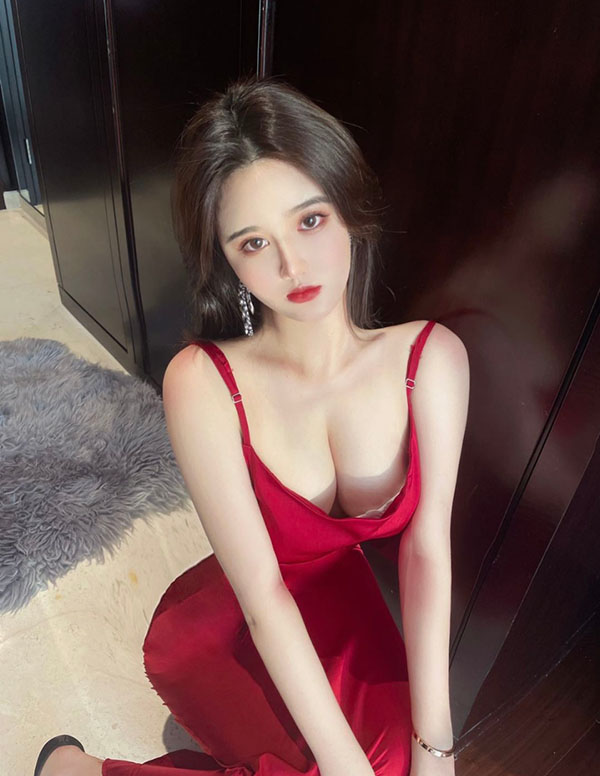 曼谷围经纪人微信