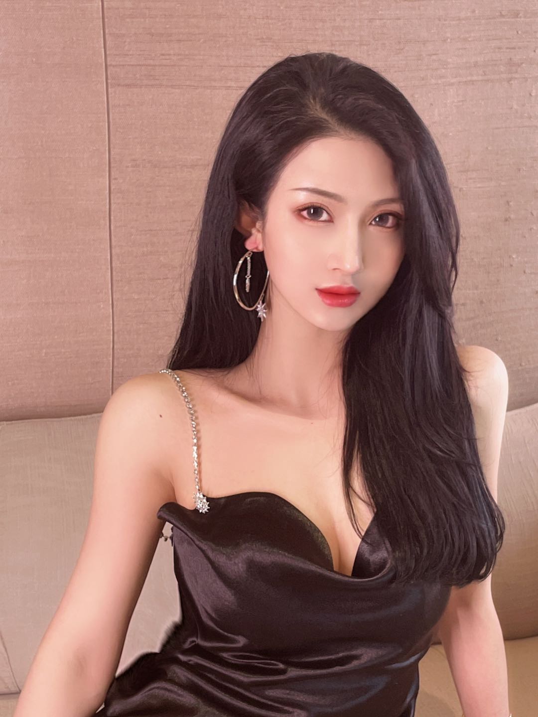 迪拜外围伴游网