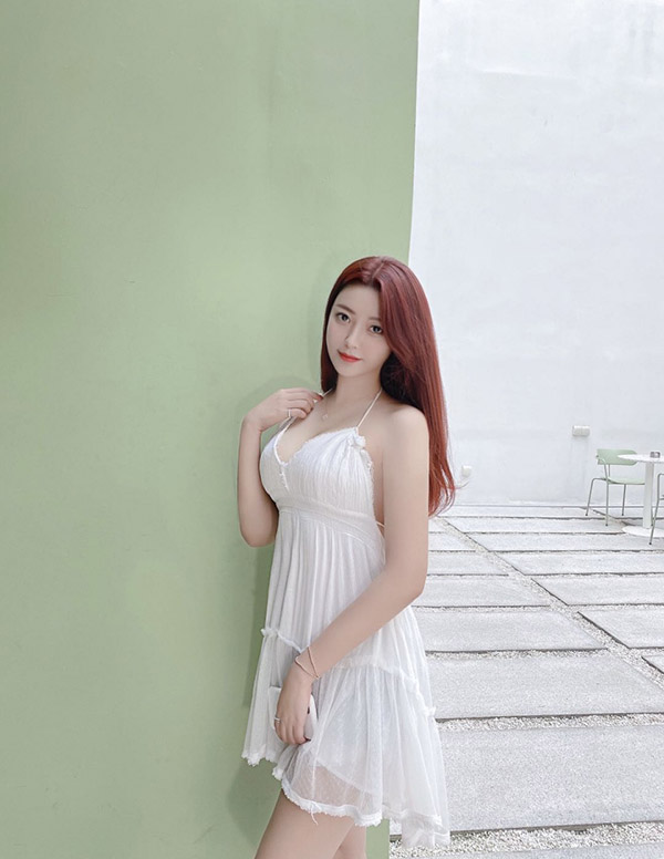 巴黎围经纪人微信