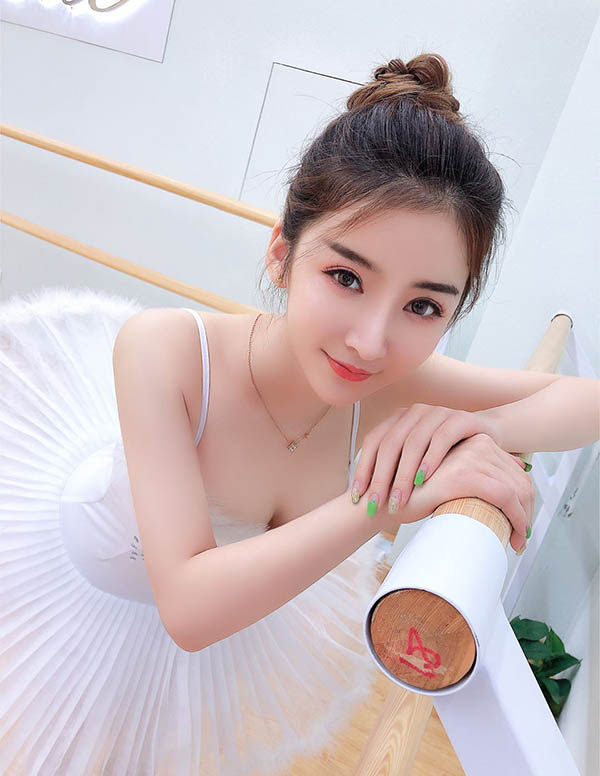 新加坡预约模特